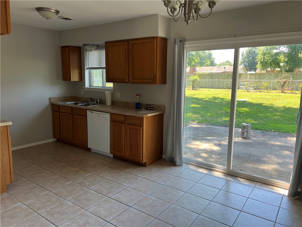 Kimberly Heights Sub Siloam Spgs - Residential Lease