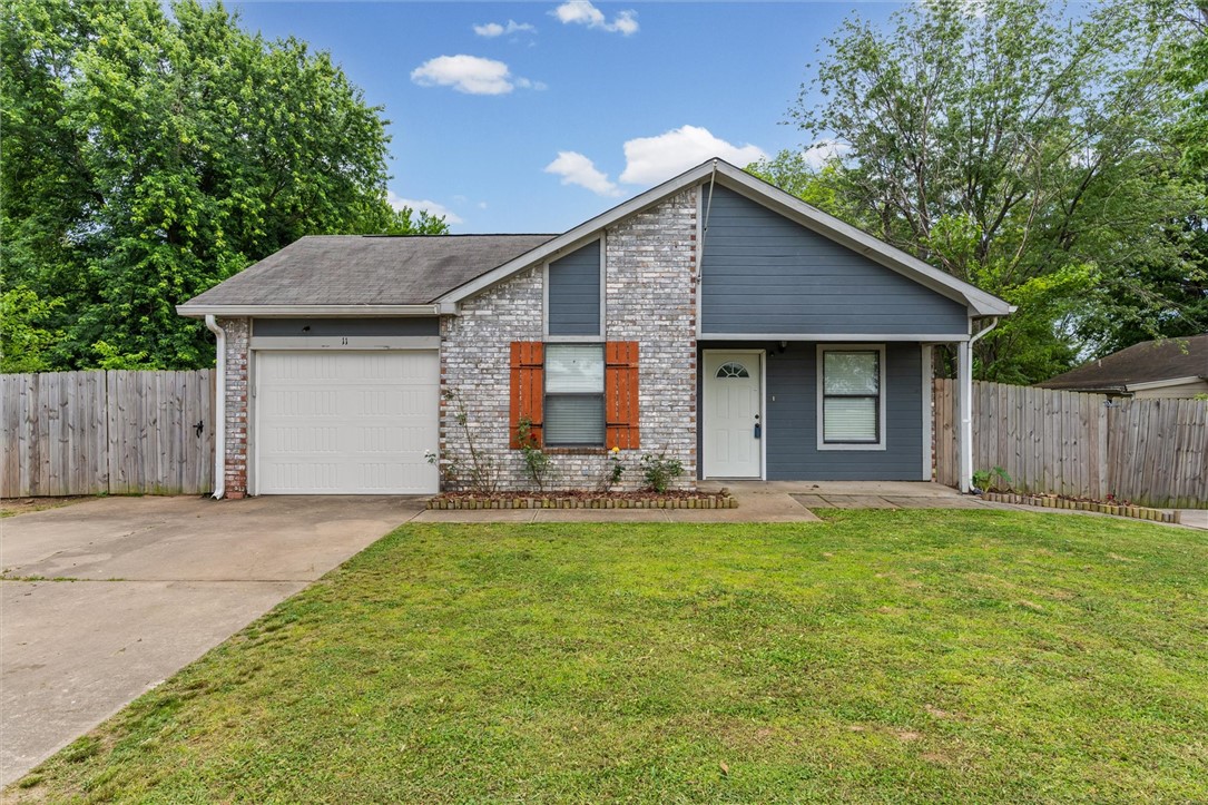 Charming home nestled in the heart of Farmington! This well-maintained property offers a functional layout with spacious living areas, abundant natural light, and a large backyard perfect for entertaining, pets, or relaxing evenings outdoors. Conveniently located near schools, parks, shopping, and just minutes from Fayetteville and I-49 for an easy commute. Whether you’re a first-time homebuyer, investor, or looking to downsize, this home is full of potential and ready for its next owner to make it their own!

Detached building has electricity connected.