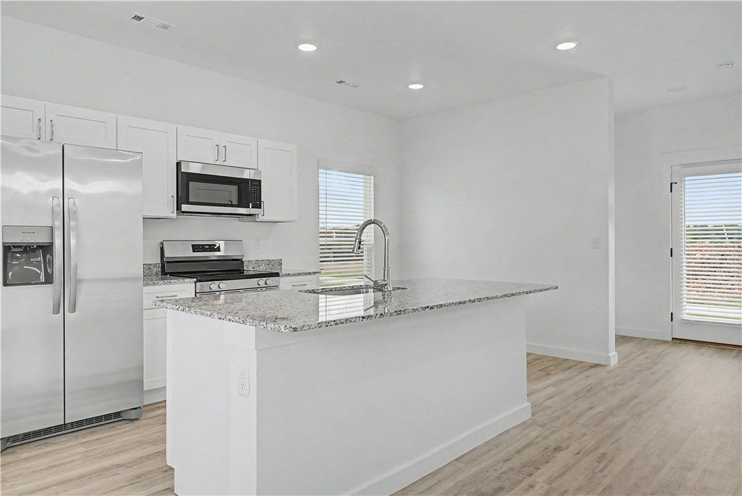 FEATHERSTON WEST SUB PH 1-CENTERTON - Residential