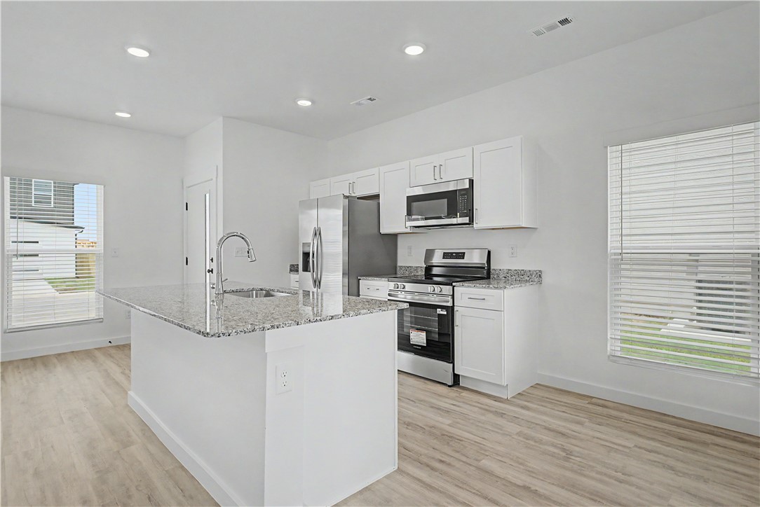 FEATHERSTON WEST SUB PH 1-CENTERTON - Residential