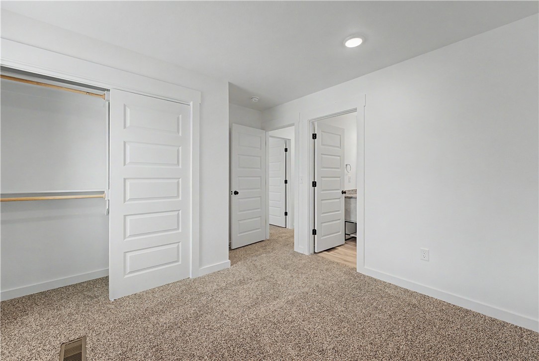 FEATHERSTON WEST SUB PH 1-CENTERTON - Residential