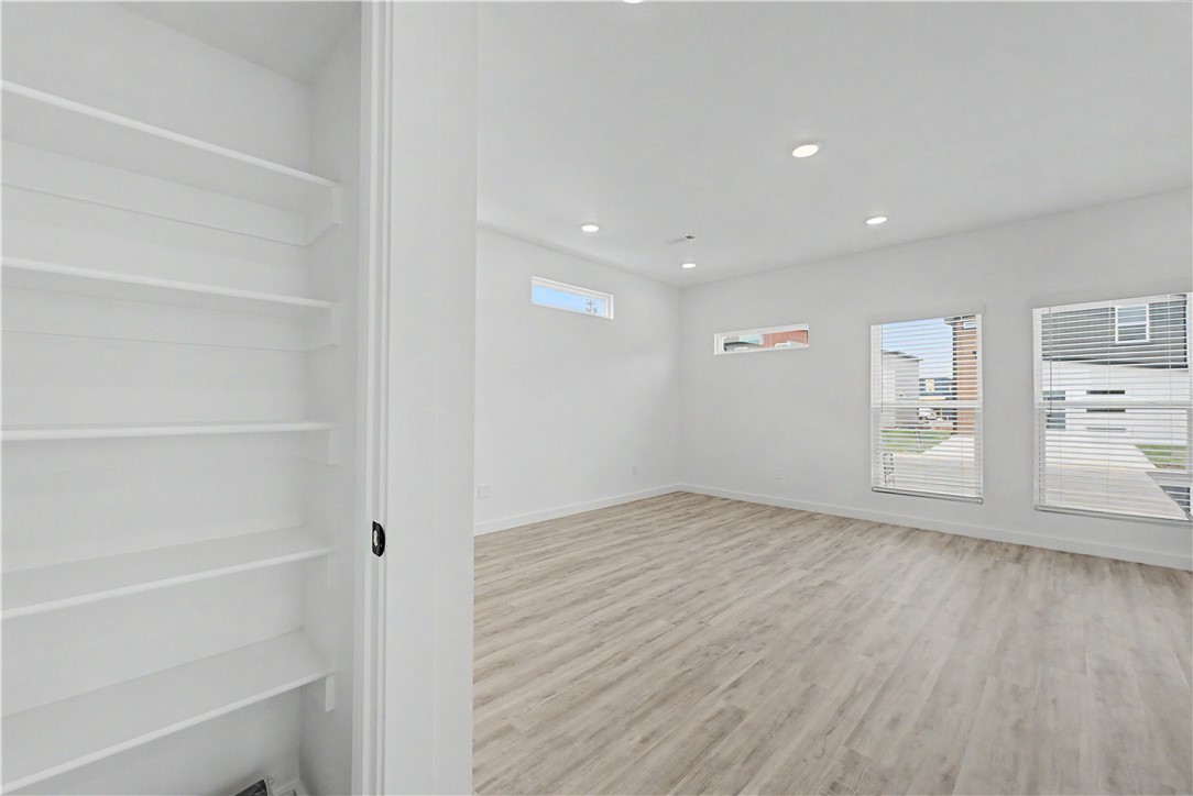 FEATHERSTON WEST SUB PH 1-CENTERTON - Residential
