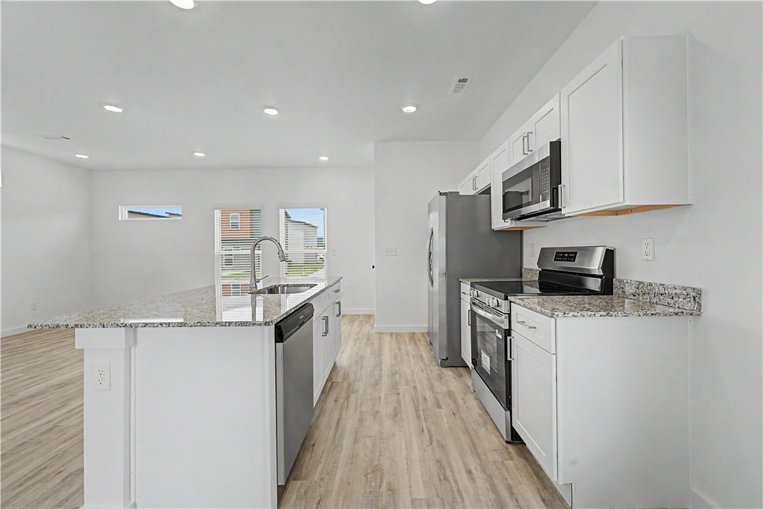 FEATHERSTON WEST SUB PH 1-CENTERTON - Residential