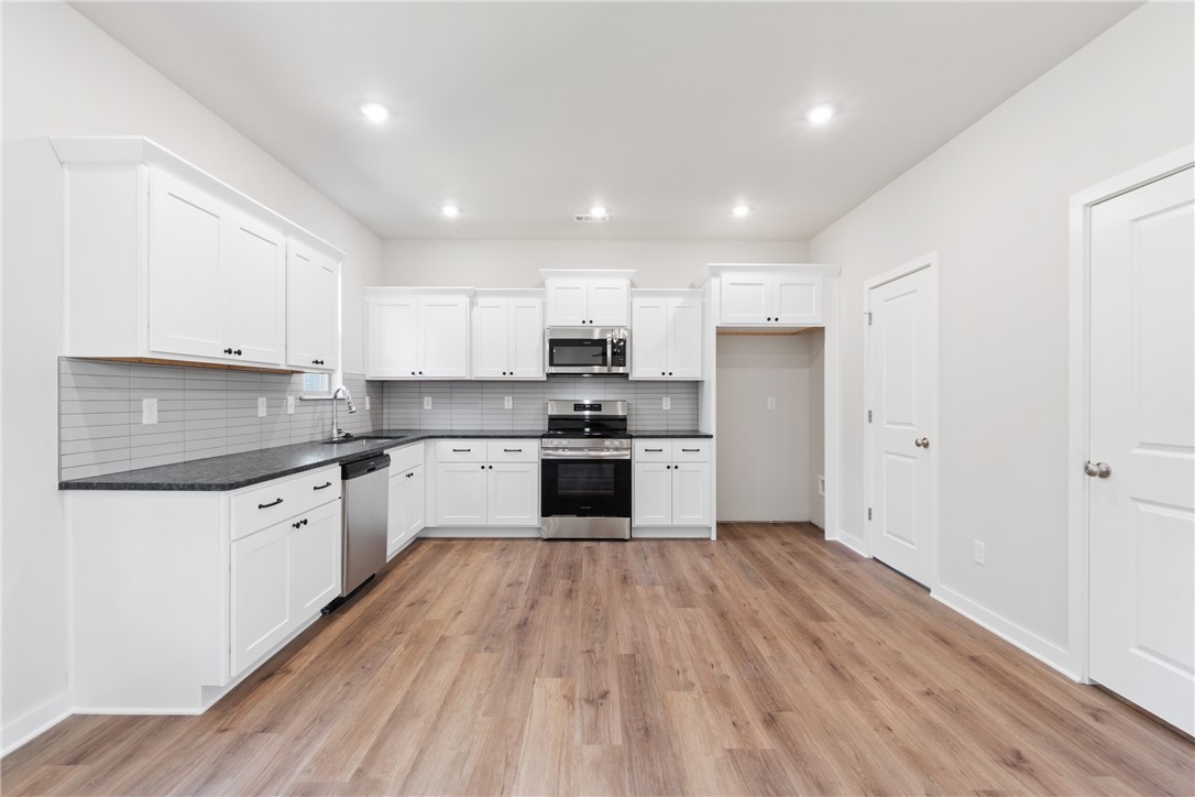 Hebrides Sub Bvv - Residential Lease