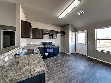 WALNUT HILL SUB PH V-PEA RIDGE - Residential