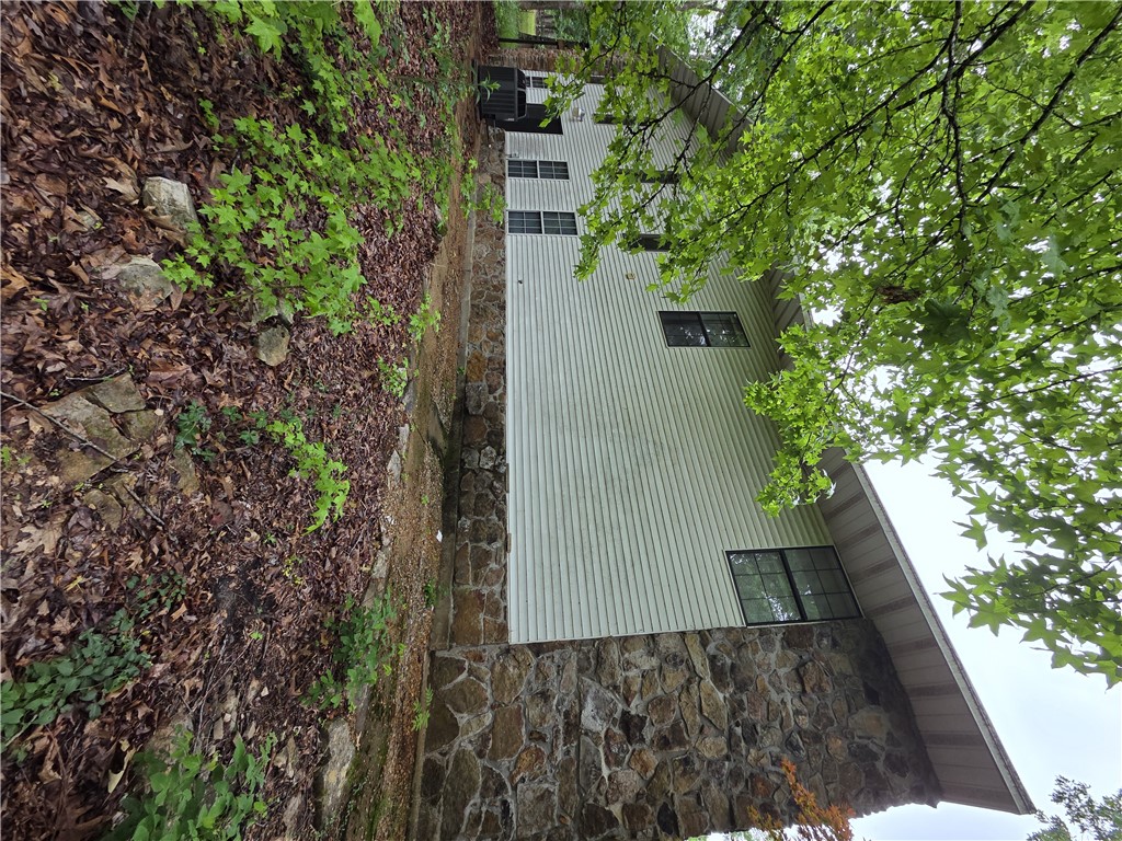 Norfork Village Add 2nd - Residential