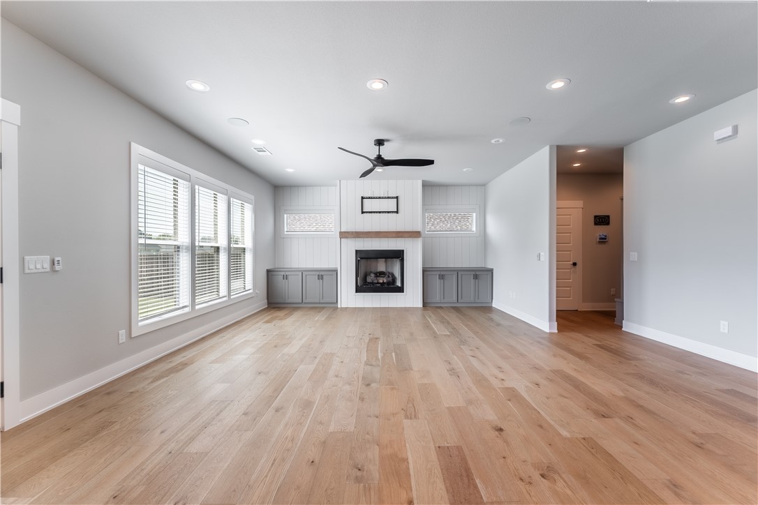 Aurora Sub Ph I Bentonville - Residential Lease