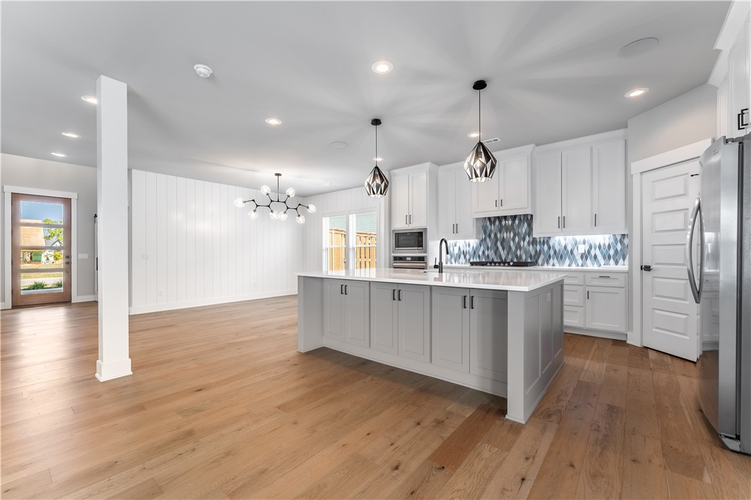 Aurora Sub Ph I Bentonville - Residential Lease