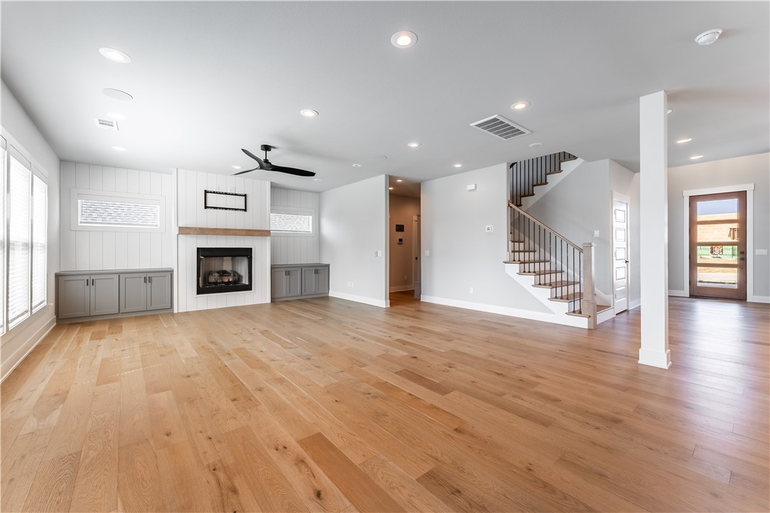 Aurora Sub Ph I Bentonville - Residential Lease