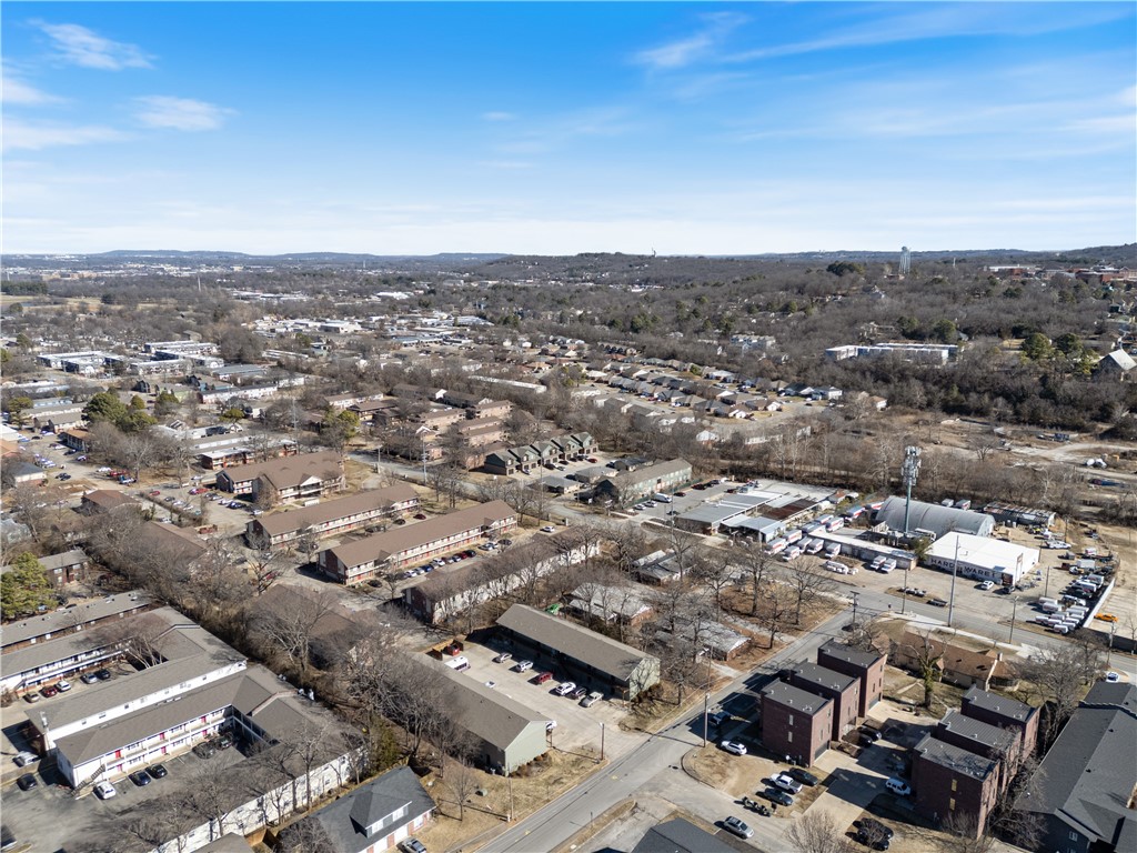 9-16-30 Fayetteville Outlots - Residential Lease