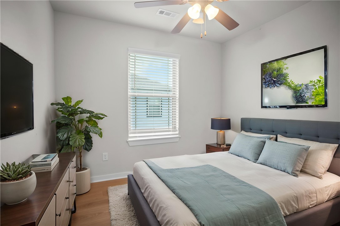 Bourbon Street Twnhms Hpr - Residential
