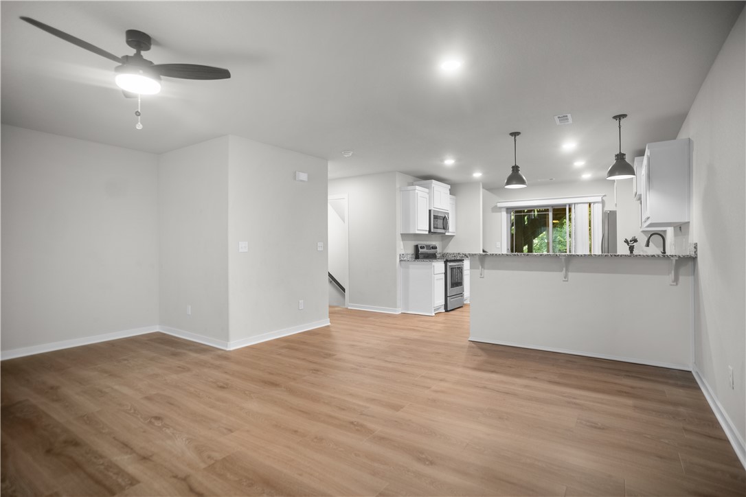 Bourbon Street Twnhms Hpr - Residential