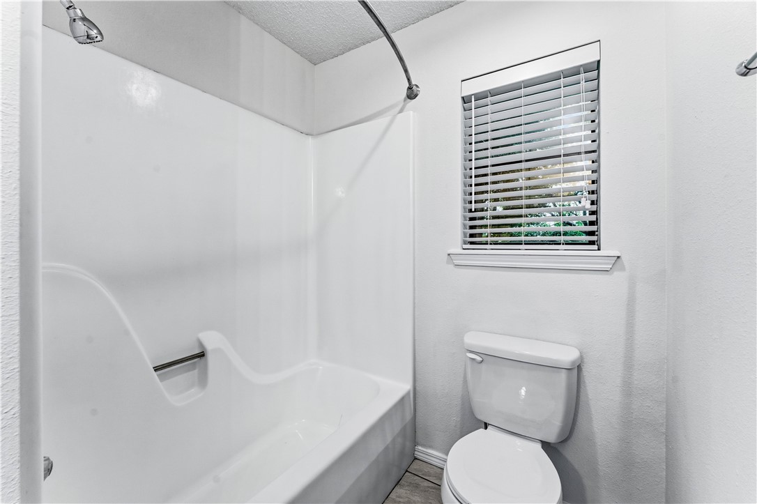 Hendrix Sub Bentonville - Residential Lease