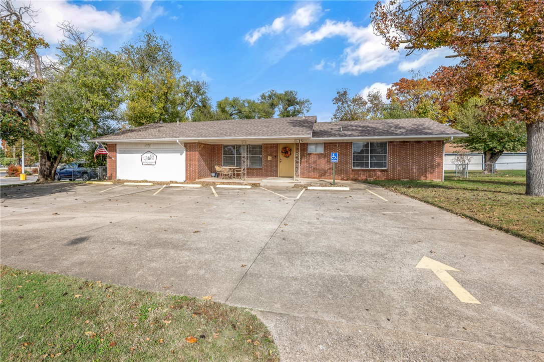 Mcandrew&Jackson - Residential