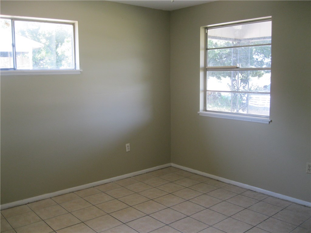 Morris Sub Rogers - Residential Lease