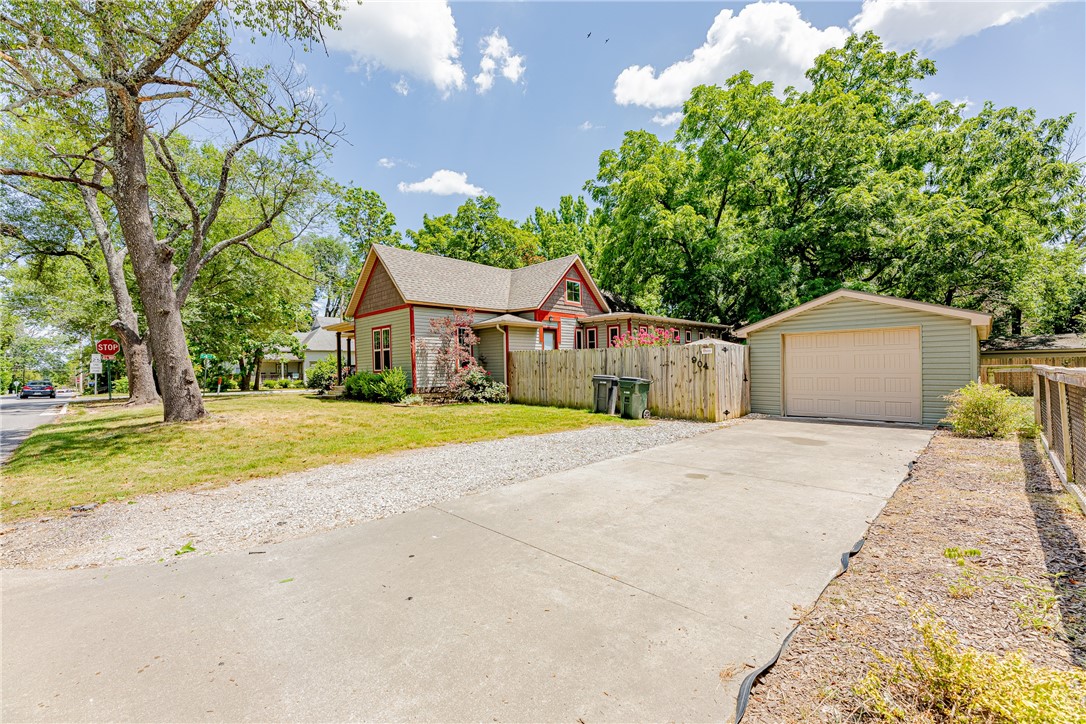 McGaugheys Orchard Add Rogers - Residential