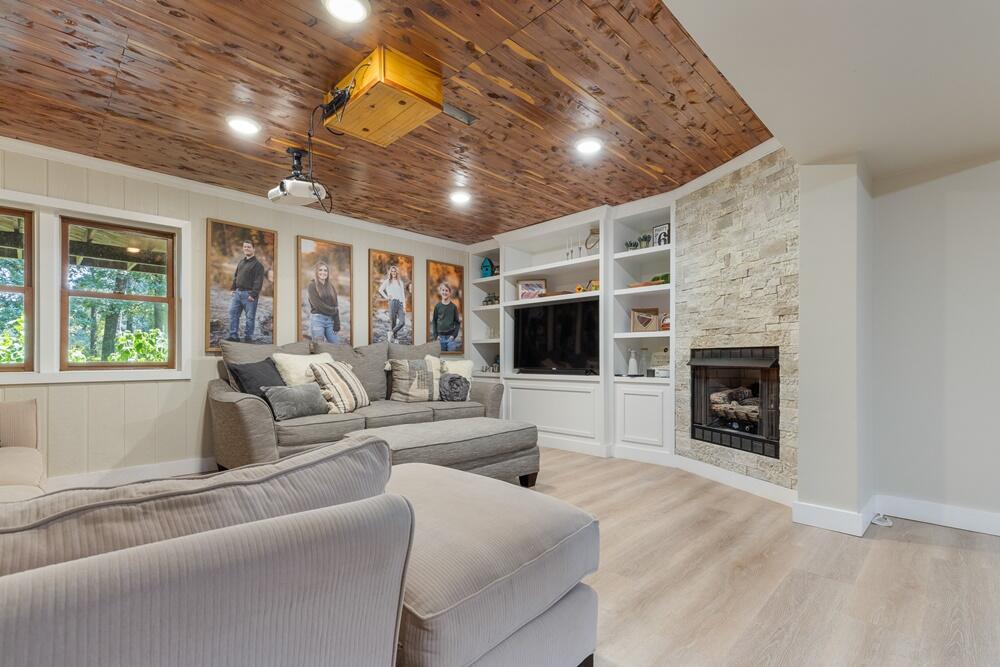 Woodcroft - Residential