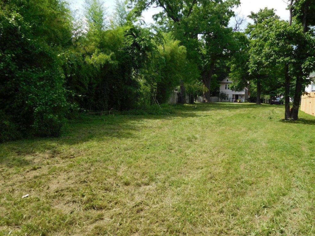 Prime location lot available.  Located within a block from the new public library, within walking distance to downtown, and close to everything Siloam Springs has to offer.