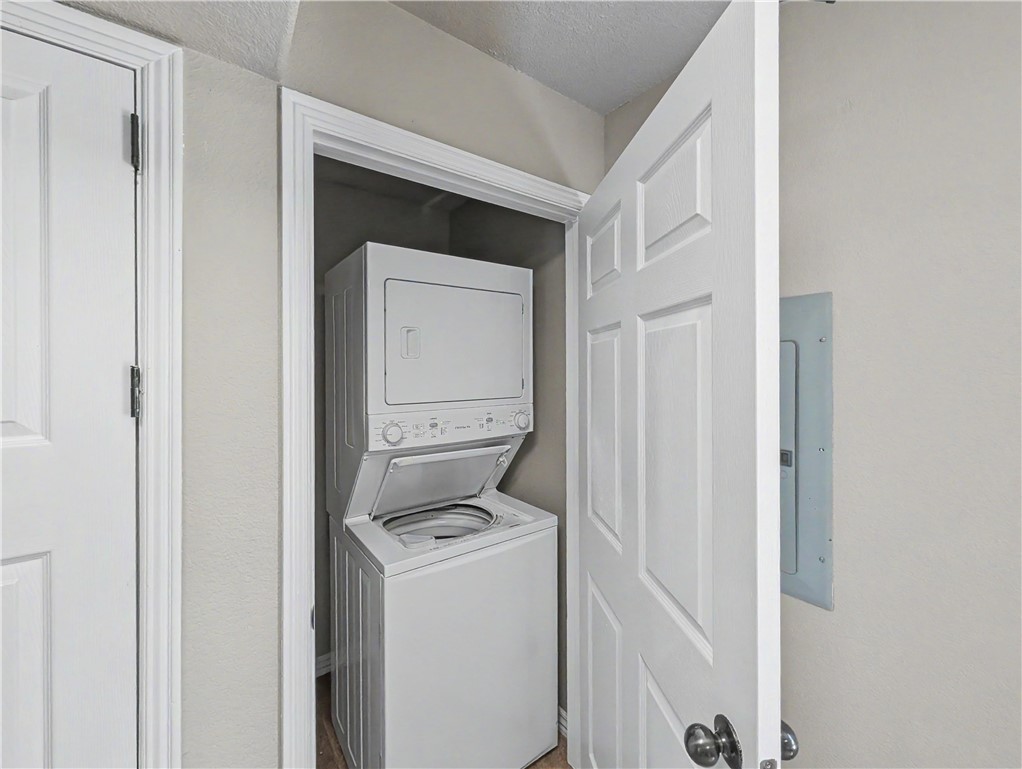 Walnut Woods # 1 Siloam Spgs - Residential Lease