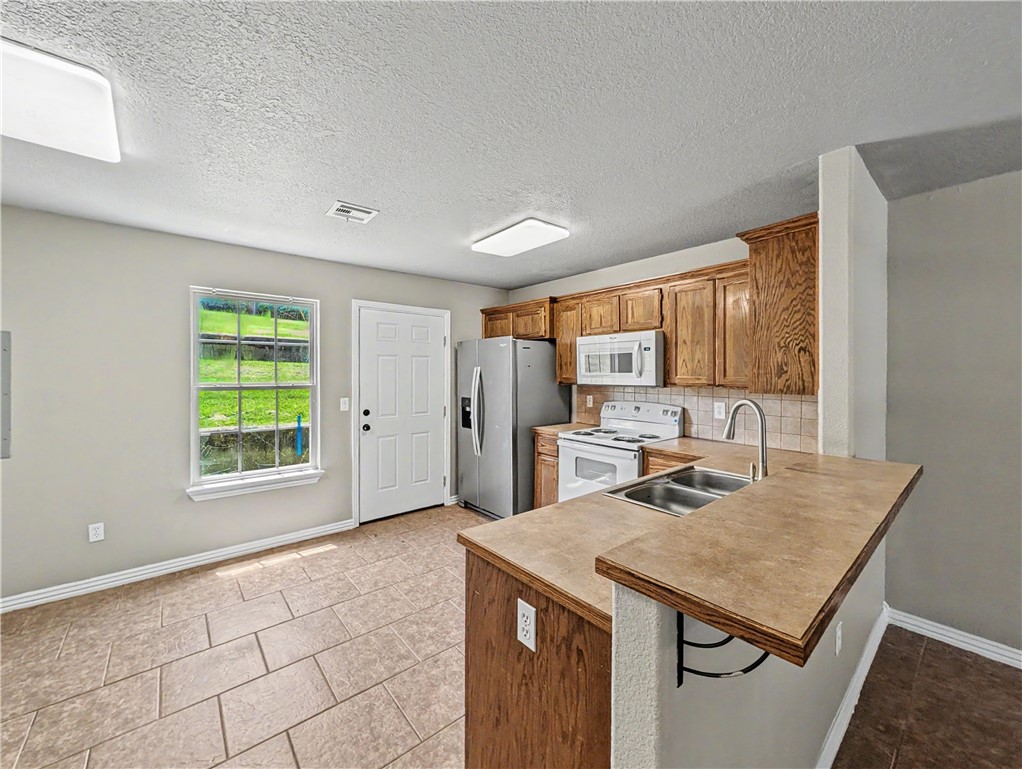 Walnut Woods # 1 Siloam Spgs - Residential Lease
