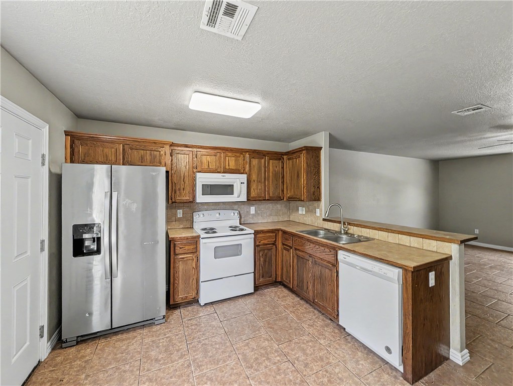 Walnut Woods # 1 Siloam Spgs - Residential Lease