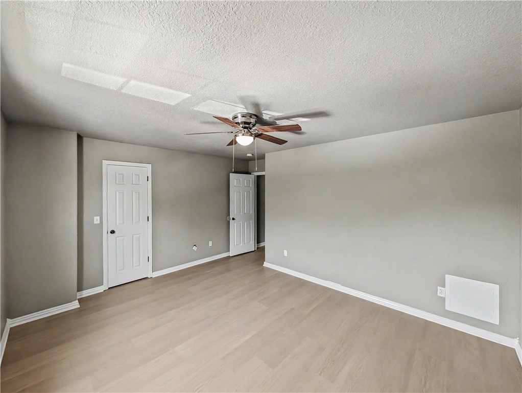 Walnut Woods # 1 Siloam Spgs - Residential Lease