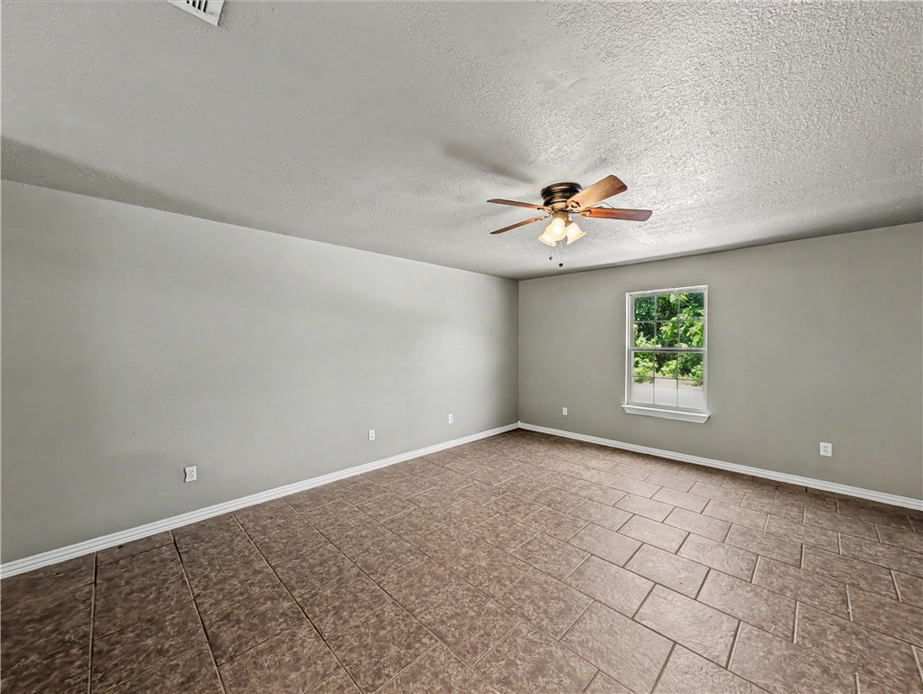 Walnut Woods # 1 Siloam Spgs - Residential Lease