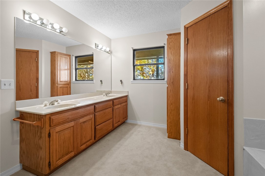 Shaddox Bay - Residential