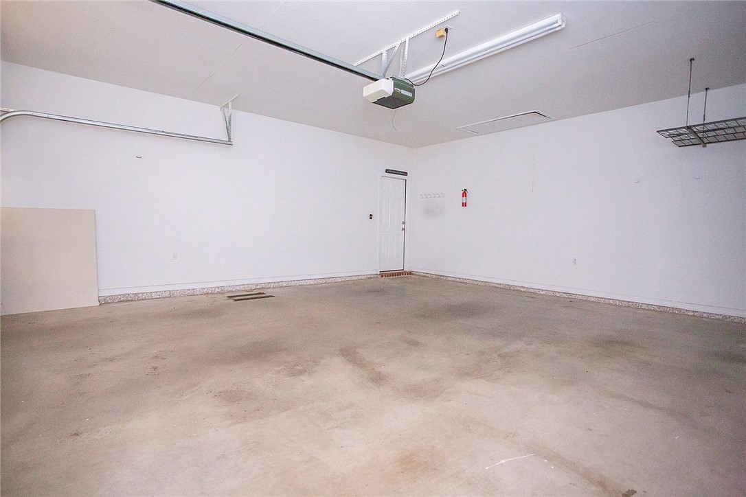 COVE LANDING PHASE IV - Residential