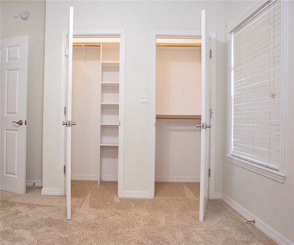 COVE LANDING PHASE IV - Residential