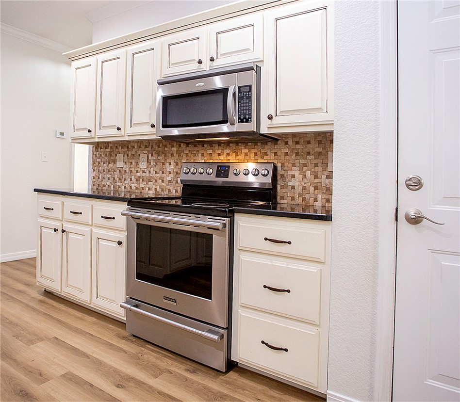 COVE LANDING PHASE IV - Residential
