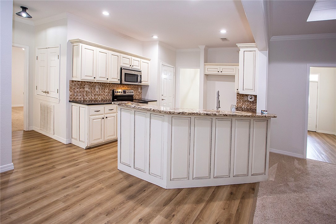 COVE LANDING PHASE IV - Residential
