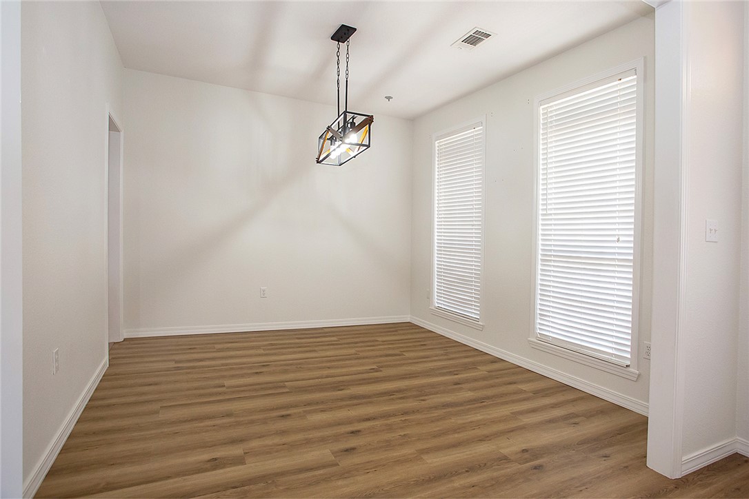COVE LANDING PHASE IV - Residential