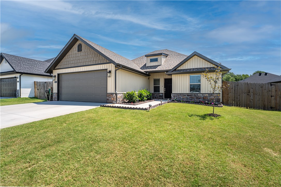Wire Ridge Rogers - Residential