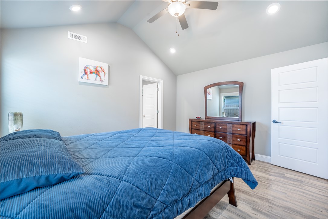 Wire Ridge Rogers - Residential