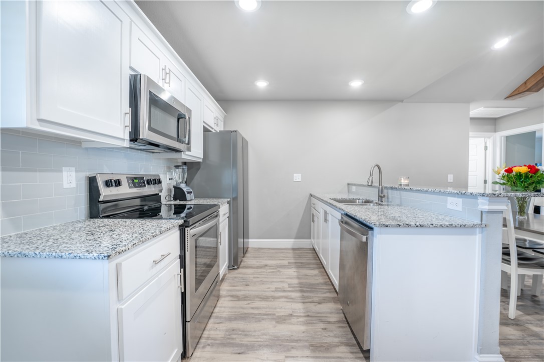 Wire Ridge Rogers - Residential