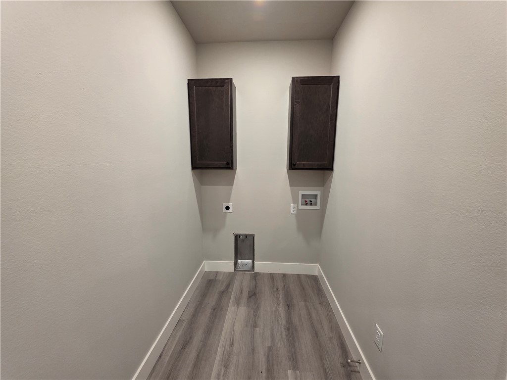 Lockhart Sub Bvv - Residential Lease