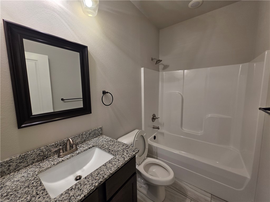 Lockhart Sub Bvv - Residential Lease
