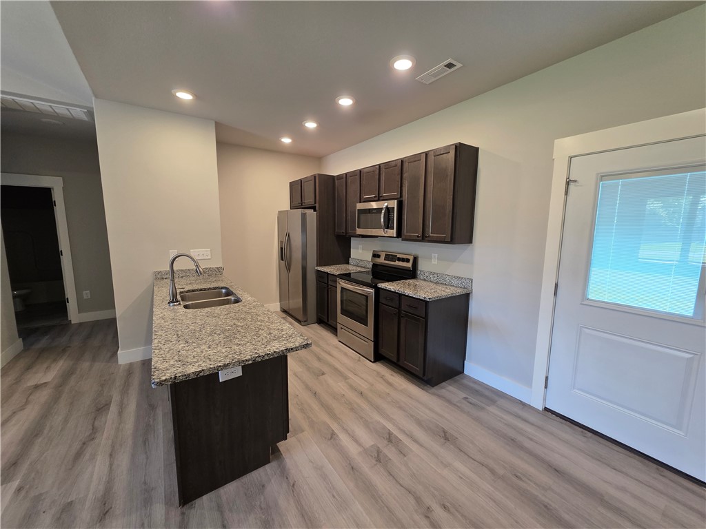 Lockhart Sub Bvv - Residential Lease