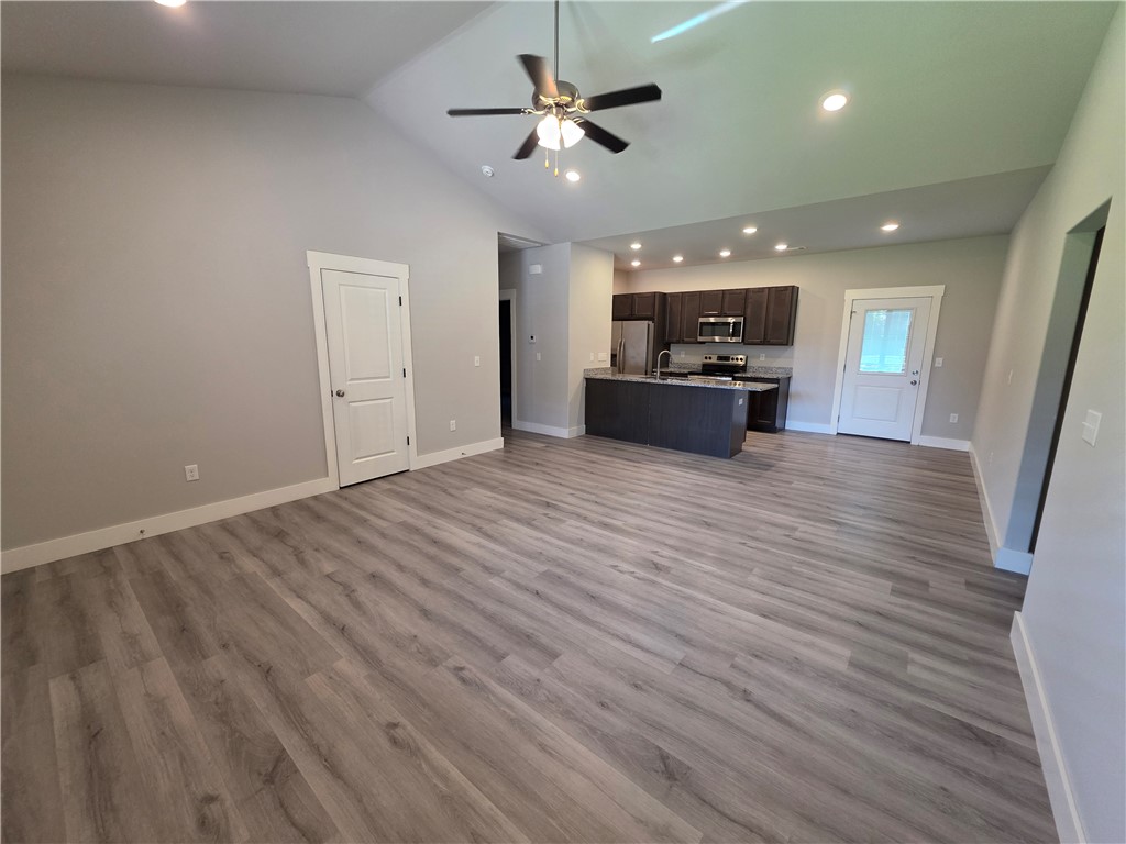 Lockhart Sub Bvv - Residential Lease