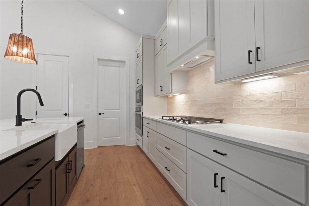 Cottages At The Park Ph Iii Springdale - Residential