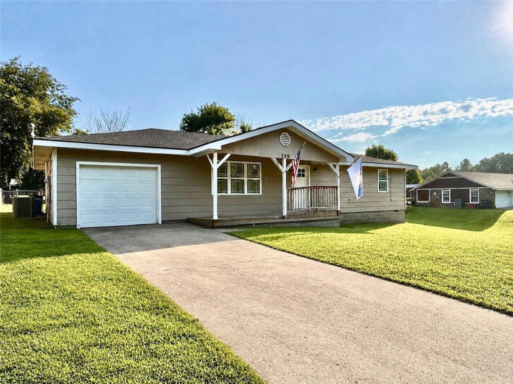 Welcome to this 3 bed 1 1/2 bath home with 1400 SF right in the heart of Siloam Springs. Located just minutes from Highland Park Shopping Center, the WOKA Trail, OK state line and HWY 59N to Gentry. Inside you'll find a kitchen with bar seating, ample cabinet storage, newer range and vent hood and a breakfast area; all perfect for everyday living or entertaining. The bedrooms share a bathroom with dual sinks and plenty of storage for towels and linens. Whether you're a first-time homebuyer, looking to downsize, or searching for an investment opportunity, the home checks those boxes. Don't miss your chance to own this conveniently located home with plenty of room inside and out. Schedule your showing today. Home is being sold as is and no updates or repairs will be made. You must see this house!