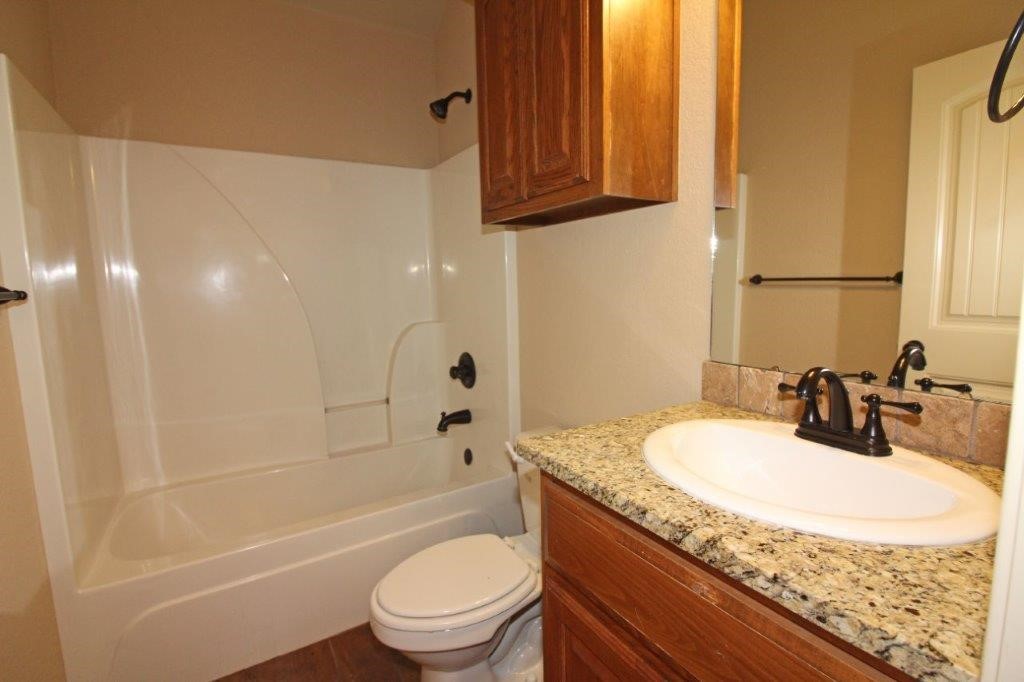 Riverwalk Farm Estate Ph II Bentonville - Residential Lease