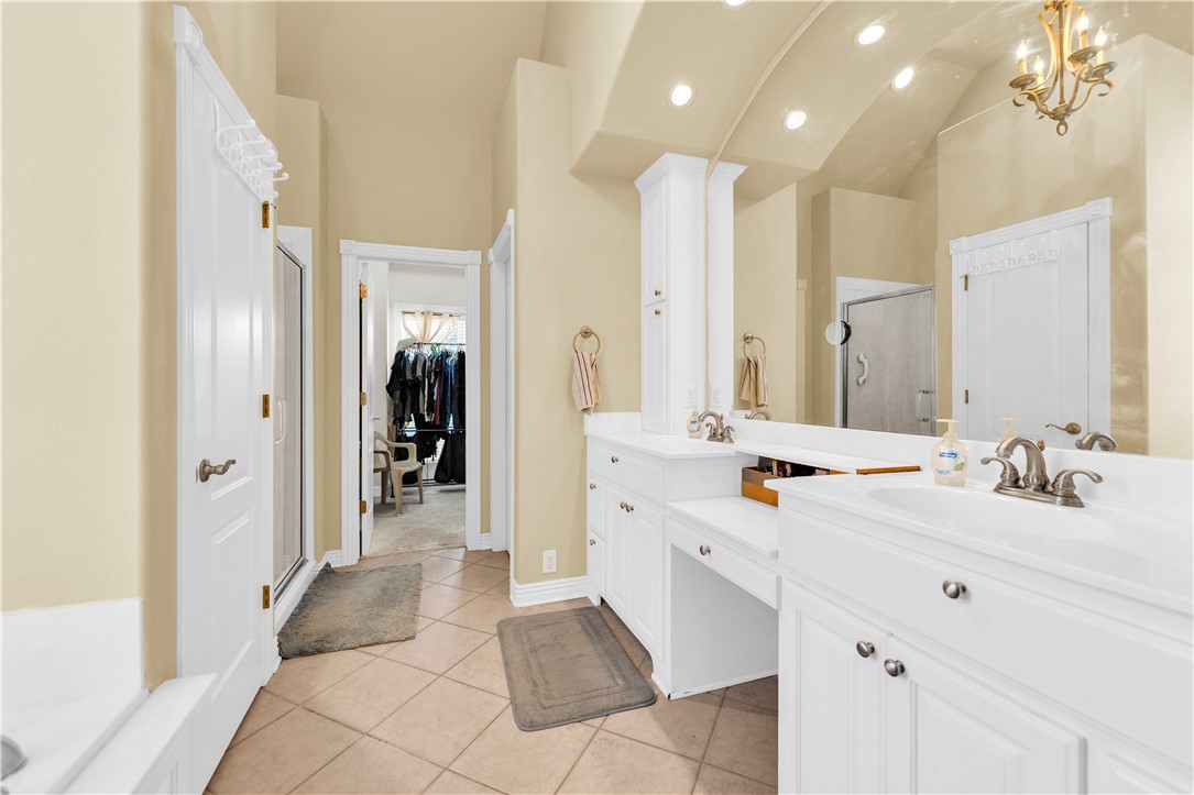 Emerald Heights Sub Rogers - Residential