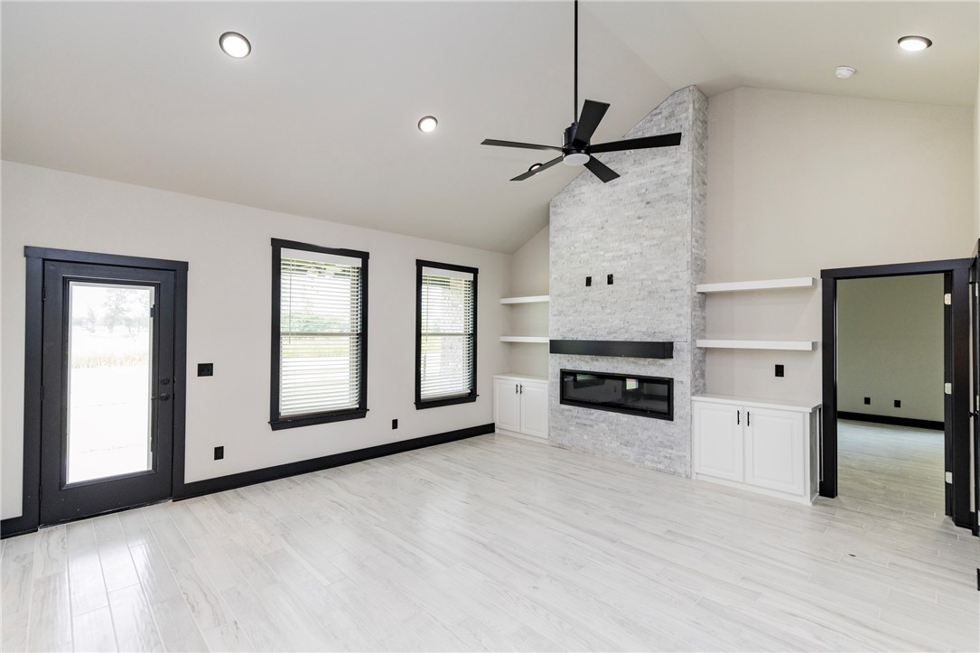 Walnut Grove Sub Ph III Bentonville - Residential