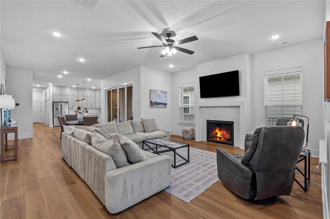 COTTAGES AT THE PARK PH II-SPRINGDALE - Residential
