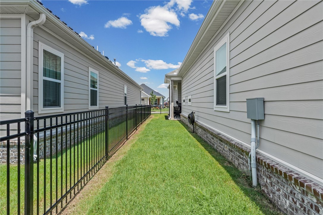 COTTAGES AT THE PARK PH II-SPRINGDALE - Residential