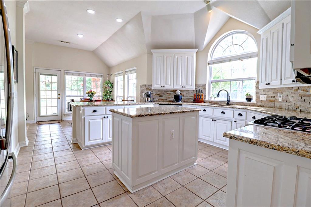 Hunters Run Sub Rogers - Residential