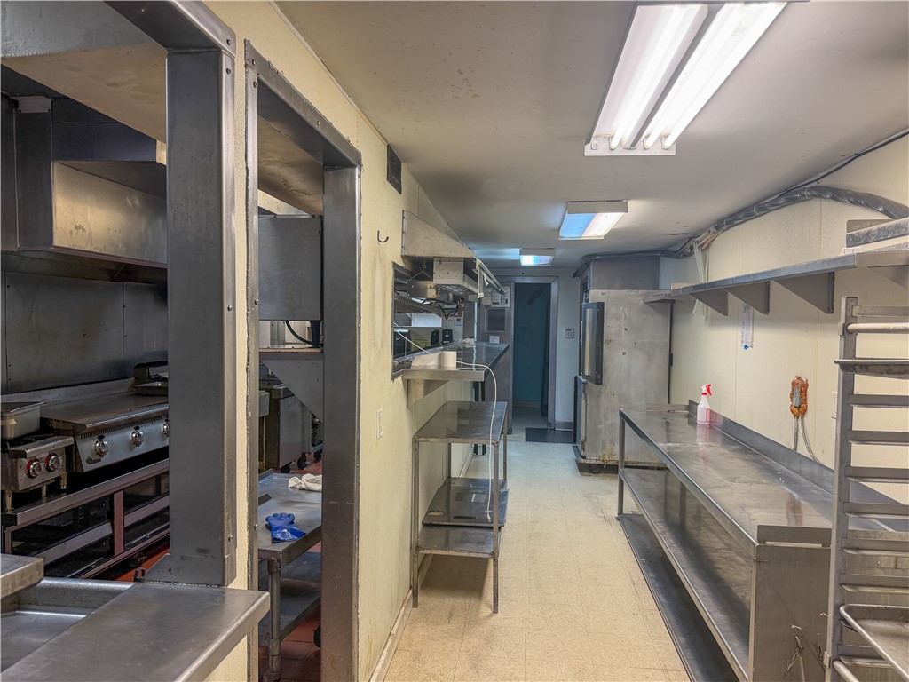 Springdale Outlots - Commercial Lease