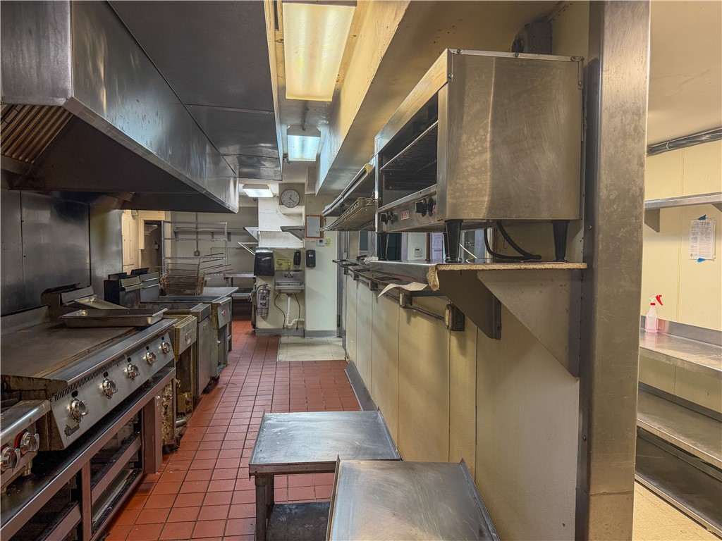 Springdale Outlots - Commercial Lease